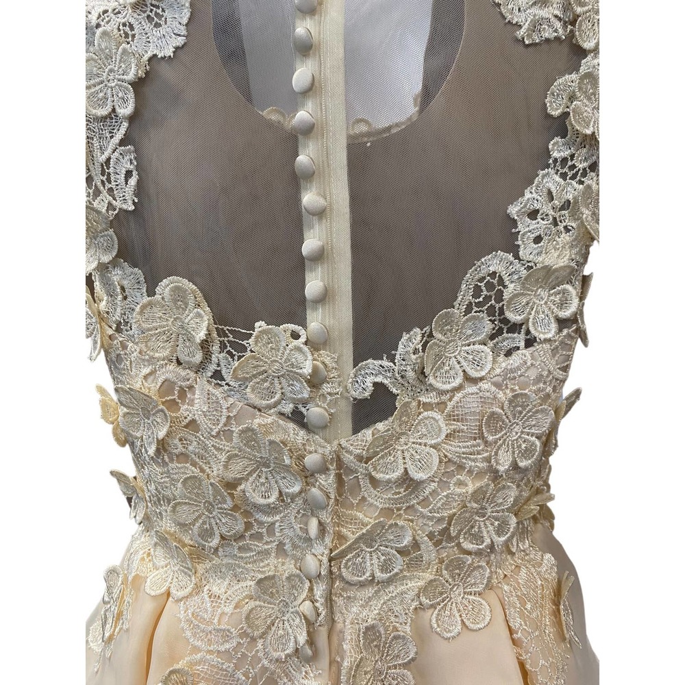 NWT * A-line Organza Mini Dress with Scoop Neck and Flowered Applique - Picture 6 of 9